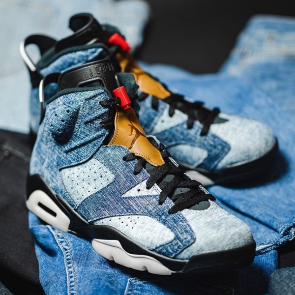 2019 Nike Air Jordan Retro 6 Washed Denim Sz 10.5 Men’s CT5350-401 - Picture 1 of 9